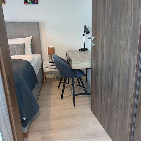 Pe-Ki Lux Apartman Szekesfehervar Bagian luar foto